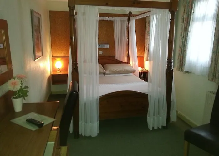 Mornington 2* Saint Helier Jersey