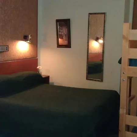 ホテル Mornington